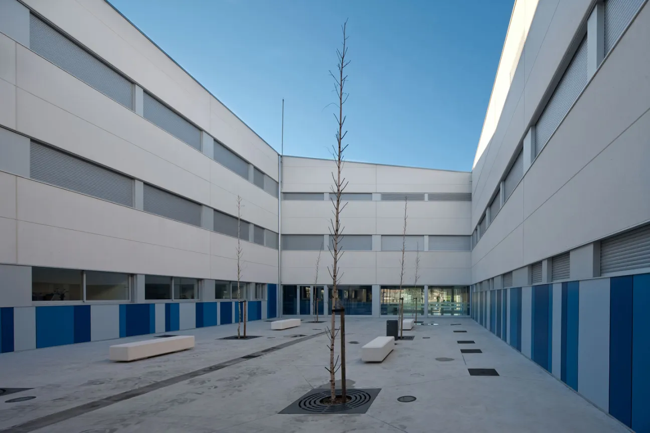 Centro de educación primaria Salburua LHI