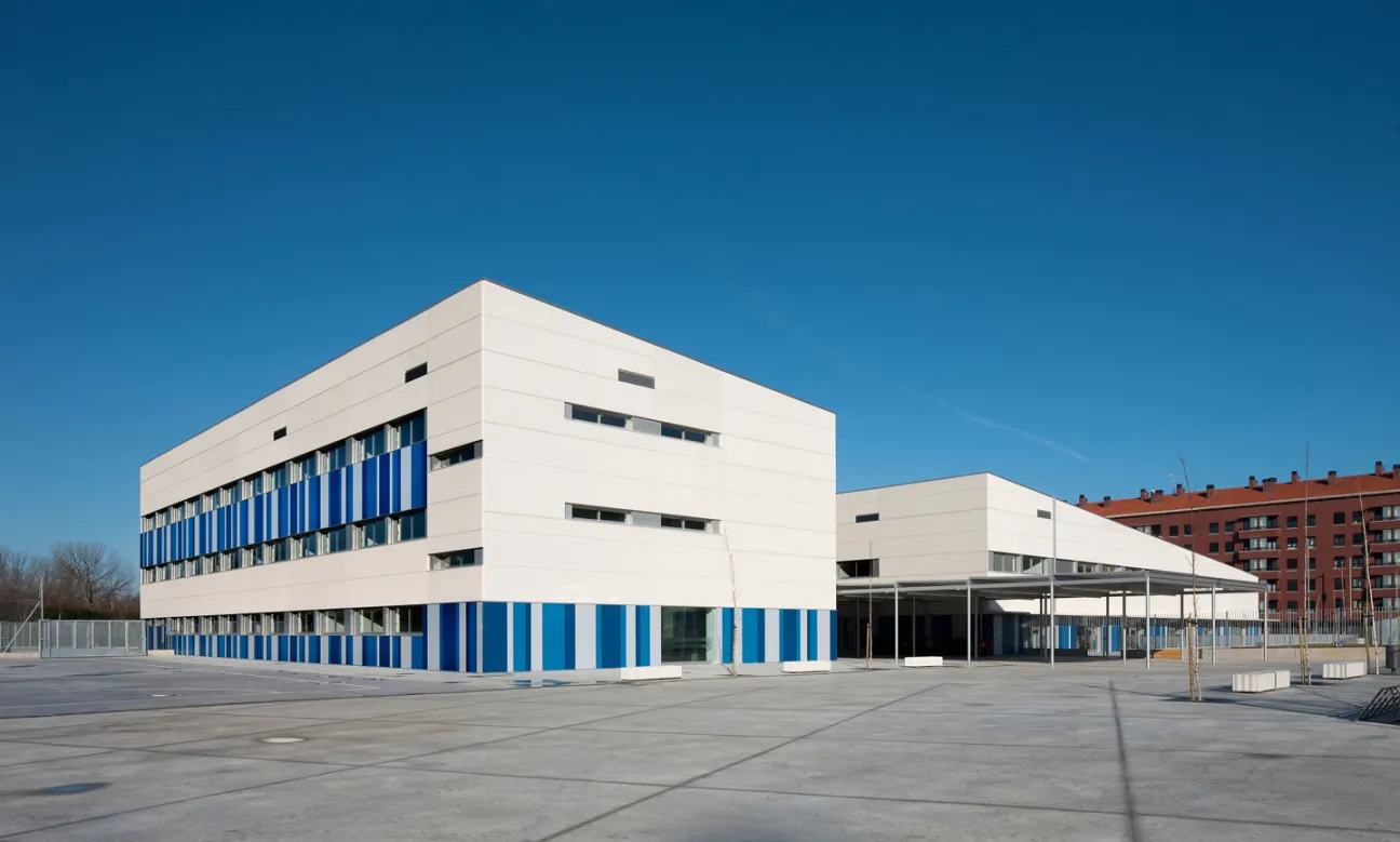 Centro de educación primaria Salburua LHI