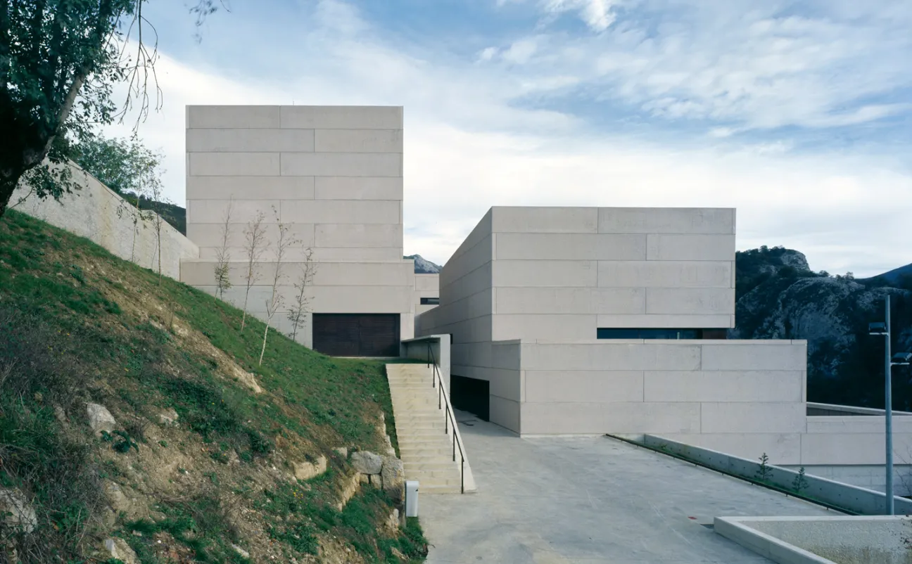 Centro cultural "Gandiaga Topagunea", Santuario de Arantzazu