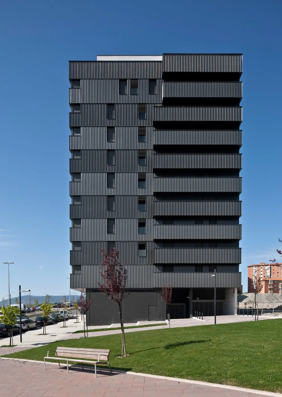 74 viviendas en Soto de Lezkairu, Pamplona.
