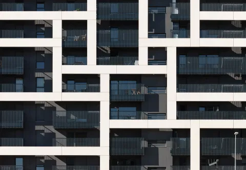 111 viviendas en Soto de Lezkairu, Pamplona.