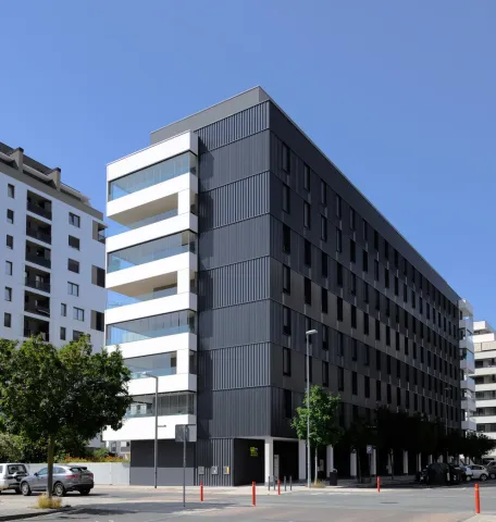 71 viviendas en Soto de Lezkairu, Pamplona